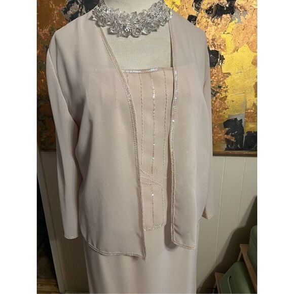 Gorgeous Dela-Jo Two Piece Formal Blush Pink Beaded Dress & Jacket mother of the - Picture 2 of 9